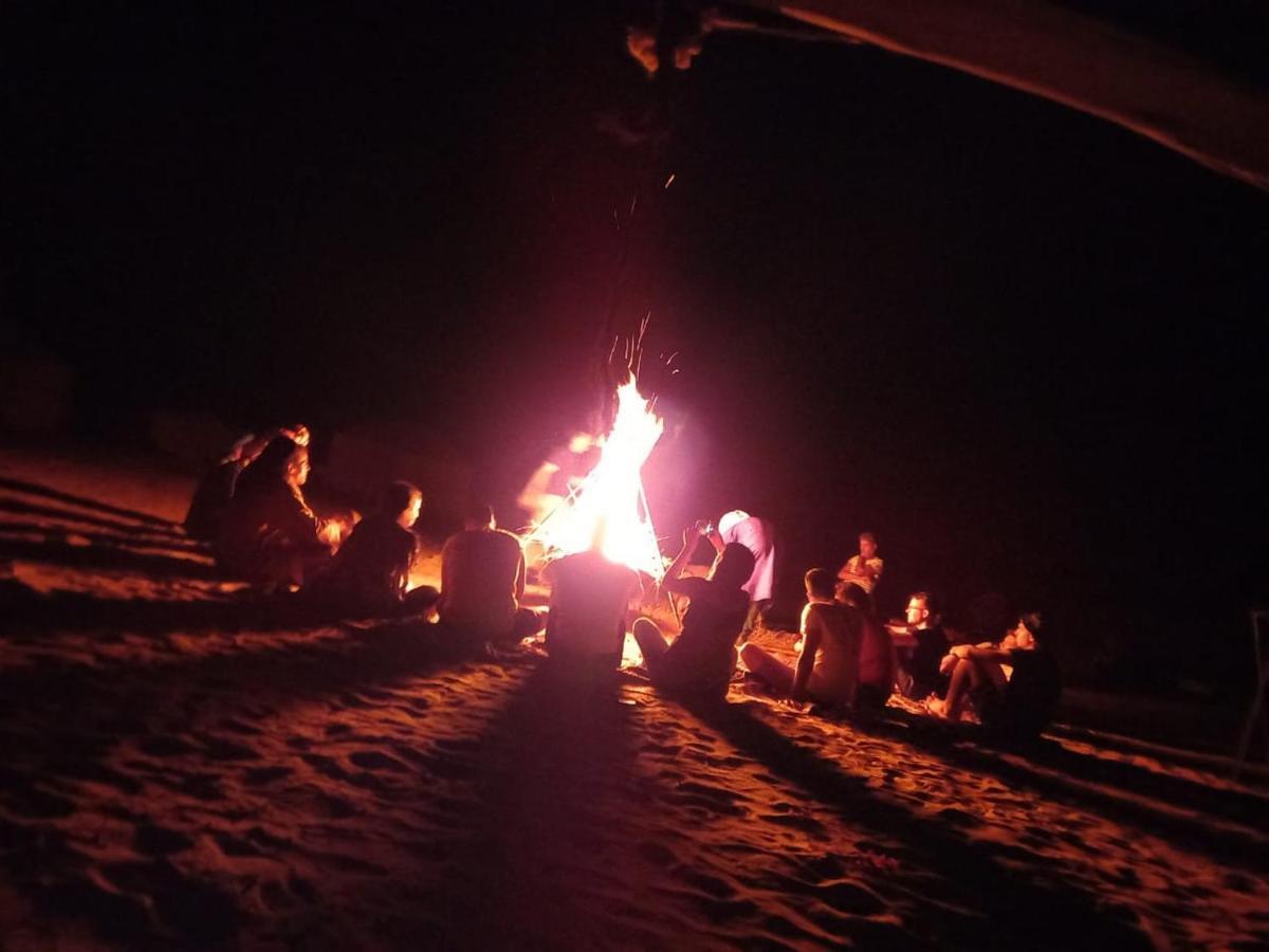 RiadSuerteloca Merzouga Hassilabied Zewnętrze zdjęcie A campfire at the 2007 World Scout Jamboree